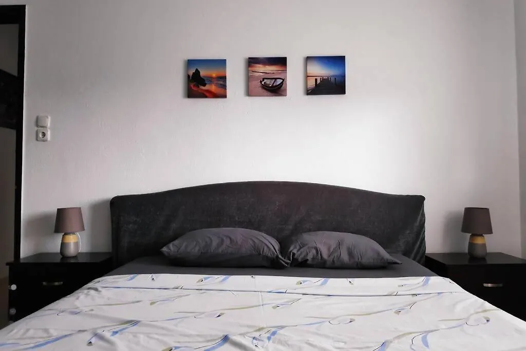 Iris Room Metamorfosi  Apartment